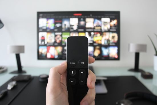 Рада розгляне законопроект, яким пропонується закривати телеканали за пропаганду