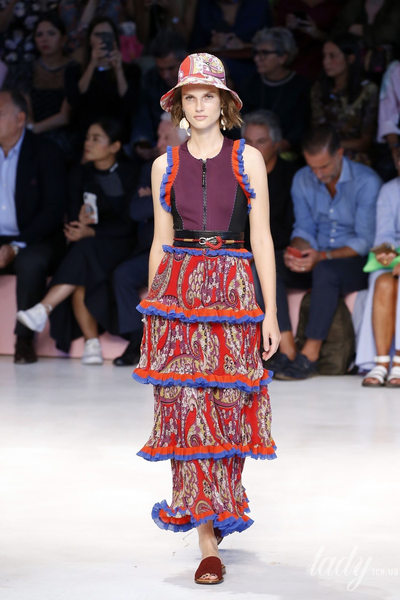 Коллекция Etro прет-а-порте сезона весна-лето 2019_8