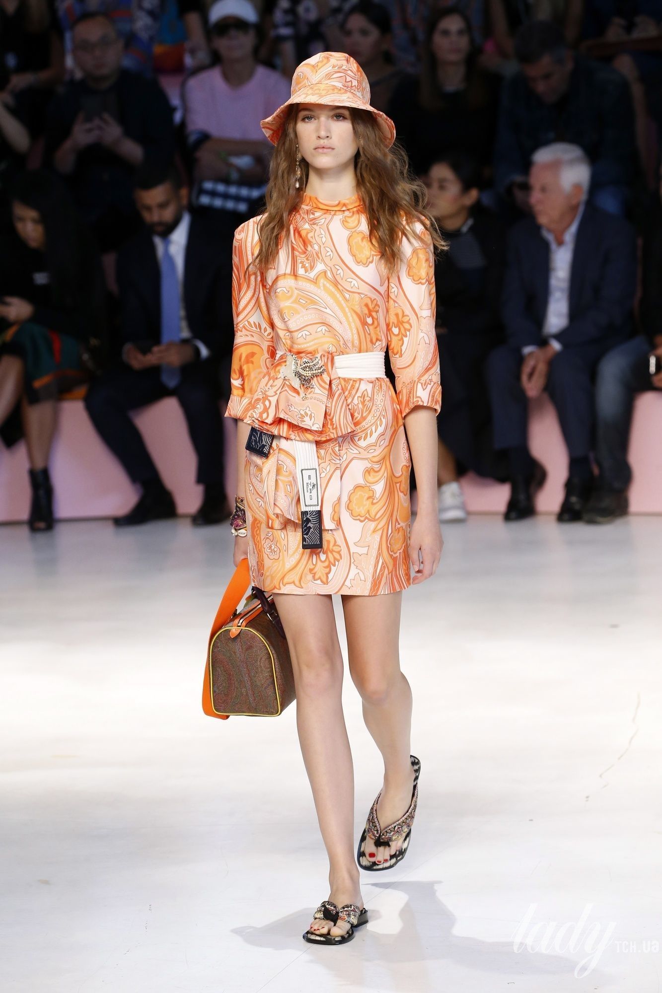 Коллекция Etro прет-а-порте сезона весна-лето 2019_39