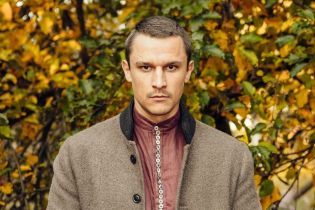 Головну роль у історичній драмі "Чорний ворон" зіграє зірка "Центральної лікарні"