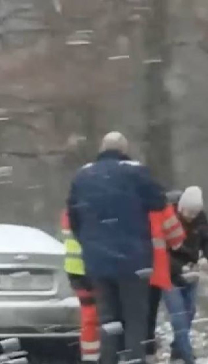 На трасі "Київ-Гостомель" - одразу дві ДТП з постраждалими