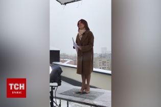 Марічка Падалко провела випуск новин на балконі