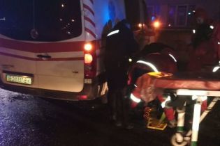 У Львові швидка влетіла у підземний перехід