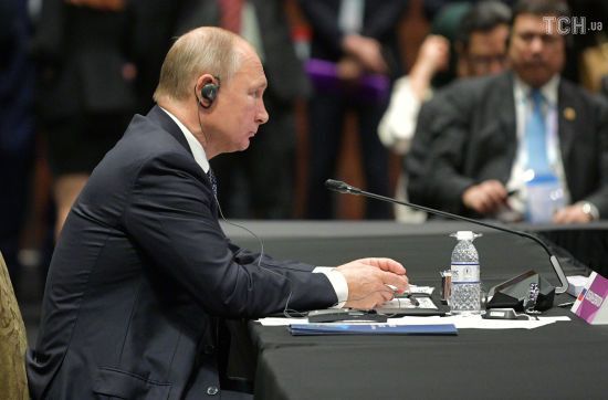 Путін скасував обмеження в наданні "політичного притулку" в Росії