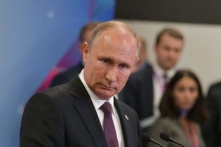 Путин рассказал, почему отказывается говорить с Порошенко
