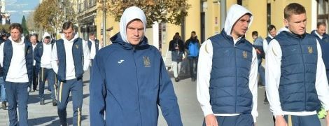 Футболісти збірної України прогулялися сонячною Трнавою перед матчем зі Словаччиною