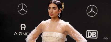 В прозрачном макси и пестром мини: два образа Дуа Липы на церемонии Bambi Awards – 2018