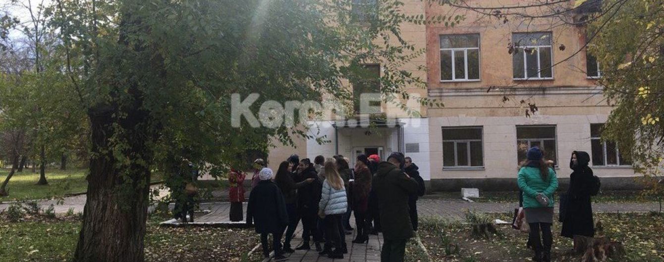 В Керчи из-за угрозы минирования эвакуировали колледж, где произошло массовое убийство студентов