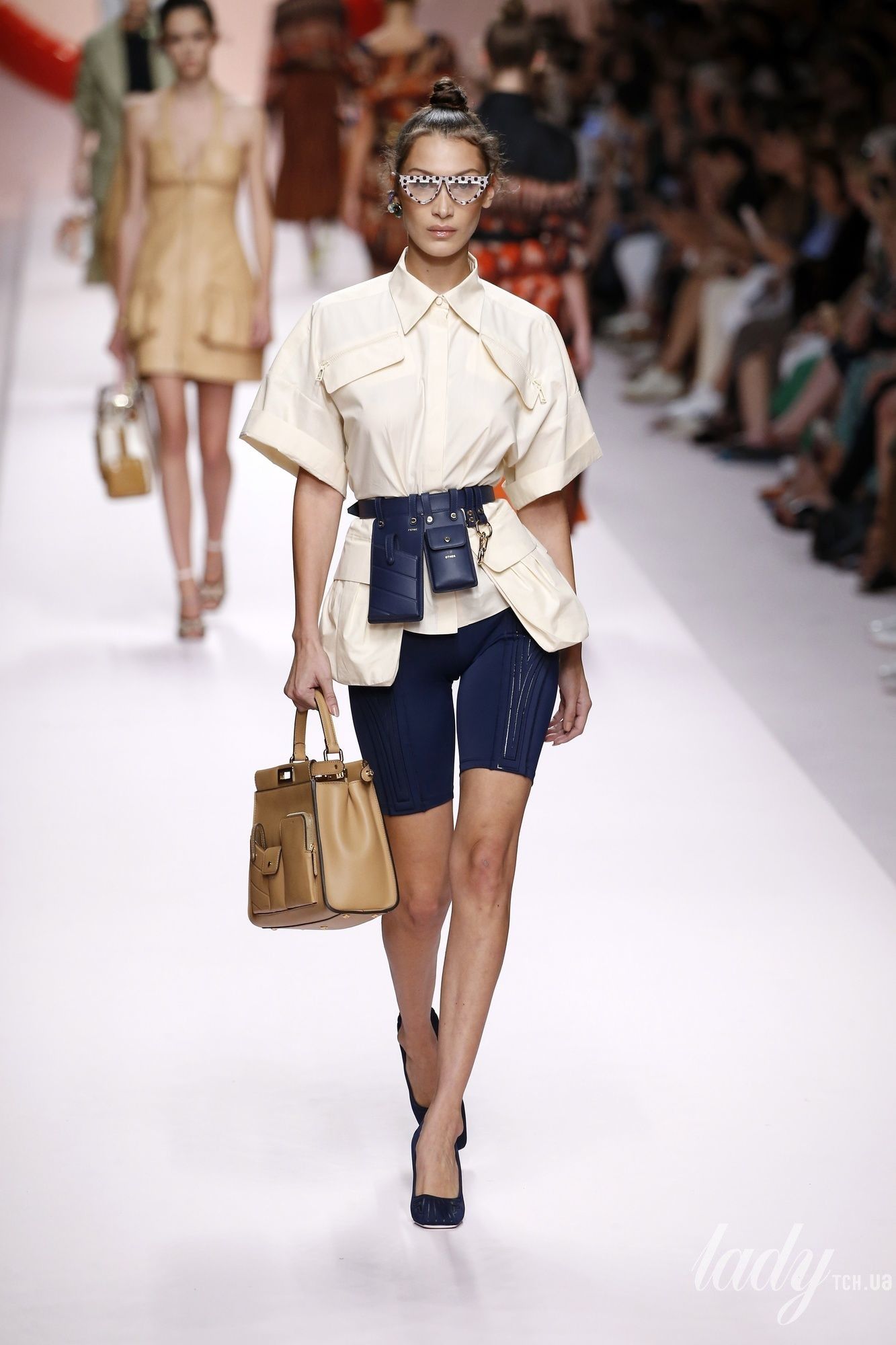Коллекция Fendi прет-а-порте сезона весна-лето 2019_23