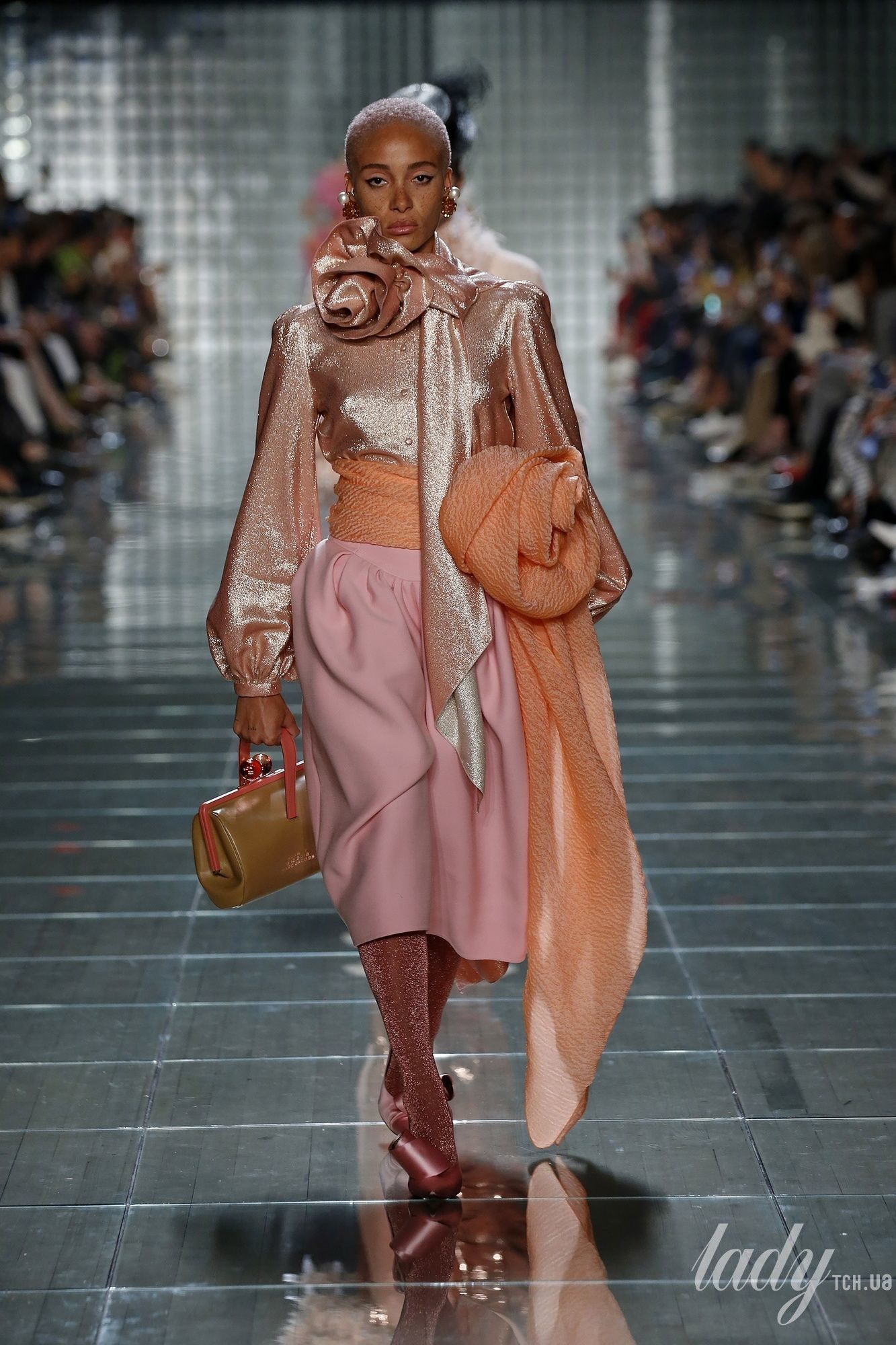 Коллекция Marc Jacobs прет-а-порте сезона весна-лето 2019_21