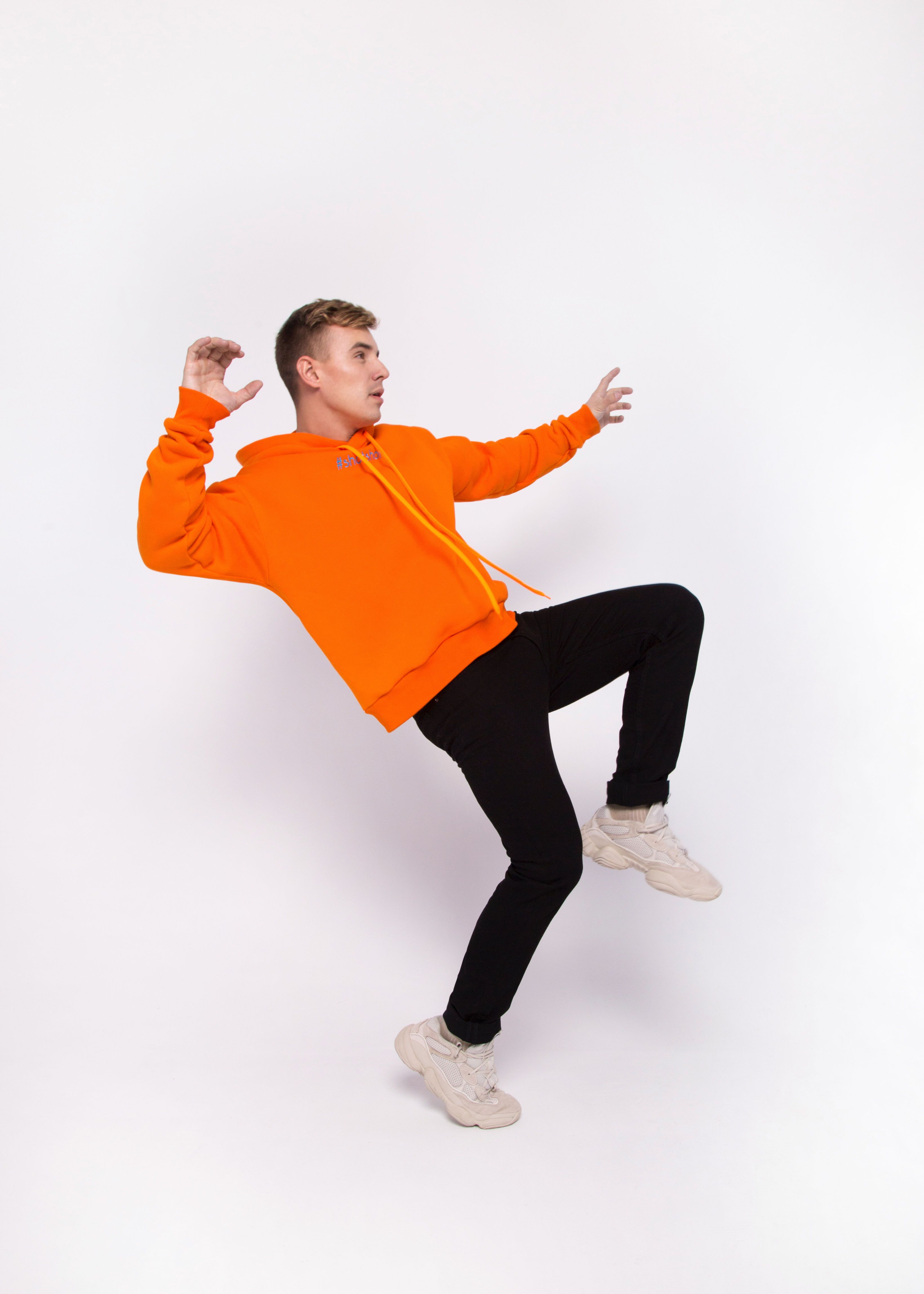 OLEYNIK_1