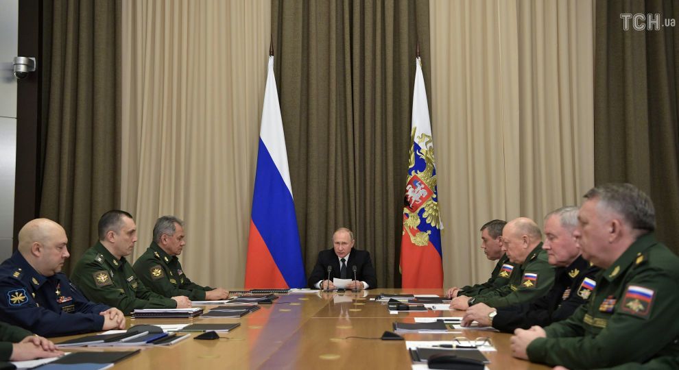 У Росії хочуть оновити умови застосування ядерної зброї