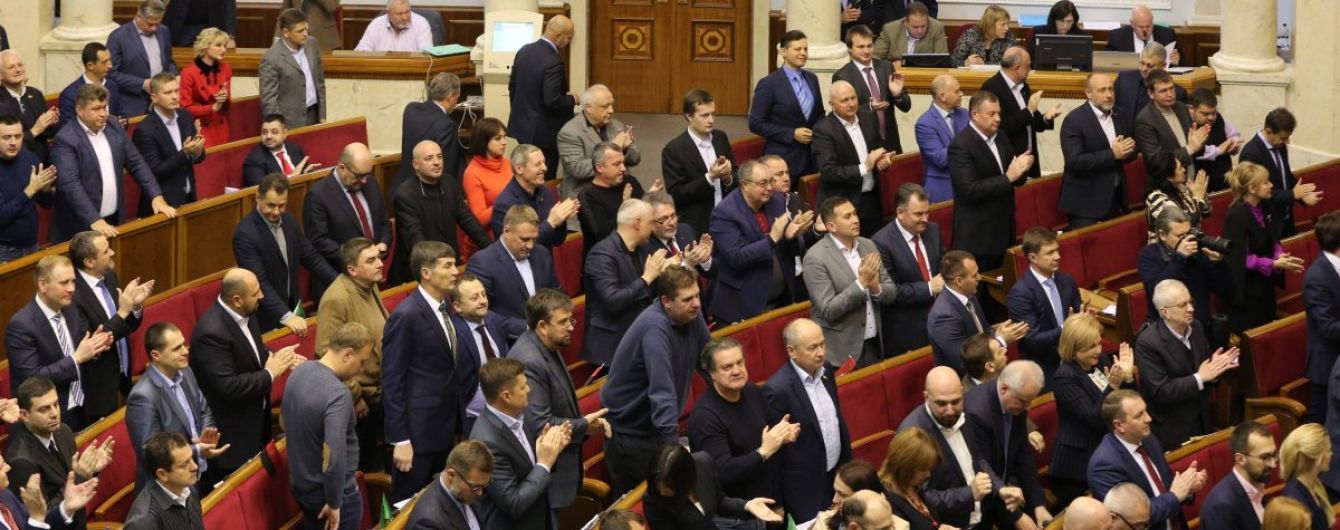 У Верховній Раді пропонують знімати кандидатів з виборів за відмову від теледебатів