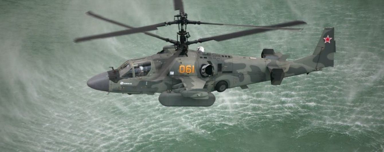 Росія відправила ударні вертольоти до Керченської протоки, де очікують проходу українські кораблі