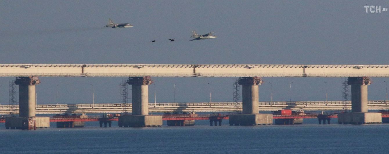 Дивіться спецвипуск ТСН щодо військової ескалації у Керченській протоці