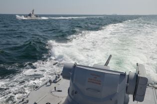 Украинские корабли в Азовском море захватил спецназ РФ, двое военных пострадали – ВМС ВСУ