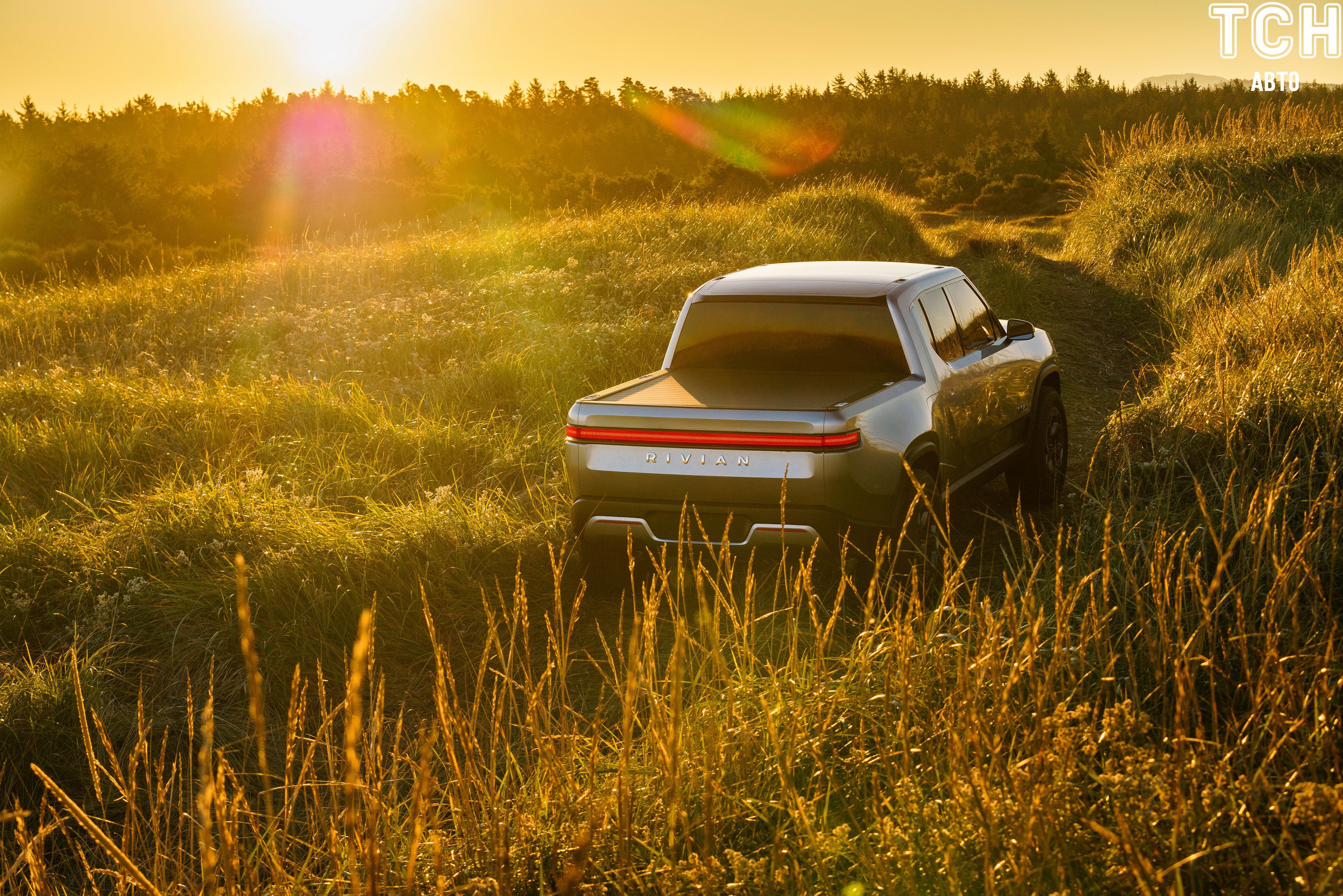 Rivian R1T_6