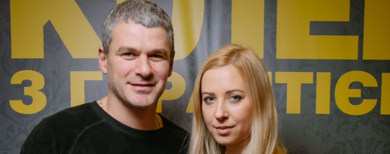 Мають щасливий вигляд: Тоня Матвієнко і Арсен Мірзоян на прем'єрі фільму