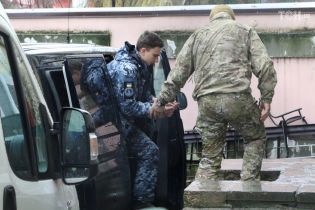 Вже десятеро українських моряків під допит заявили, що вважають себе військовополоненими