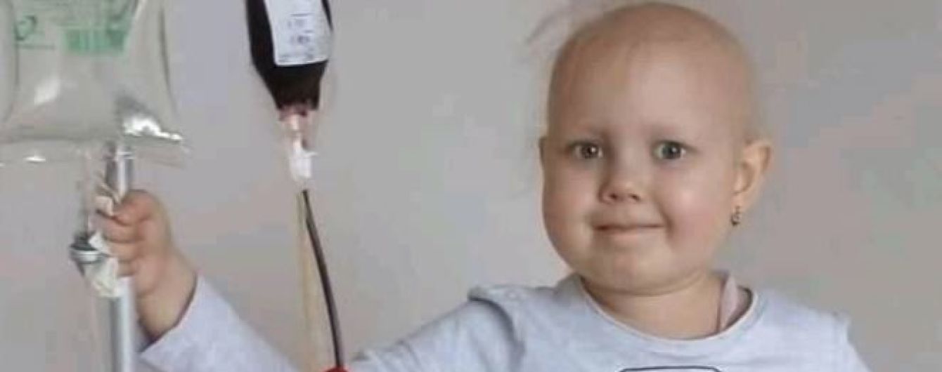 Родители Юли летом похоронили сына, а теперь и жизнь дочери под угрозой