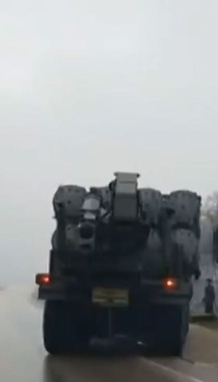 Россия стягивает в Крым военную технику