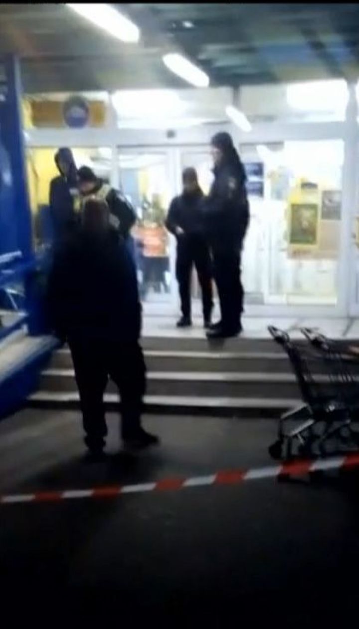 В столице эвакуировали все супермаркеты одной из сетей из-за заминирования
