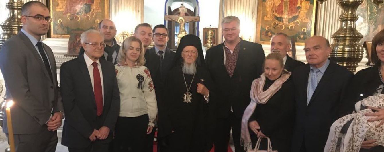 Патріарх Варфоломій провів спільну з українцями молитву у Стамбулі