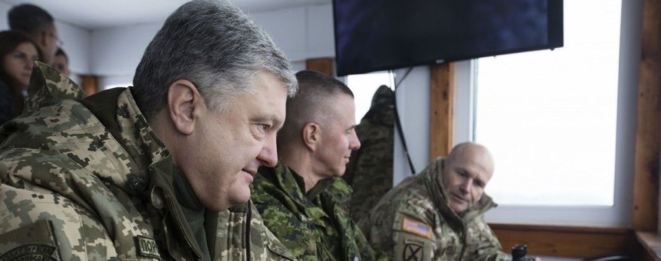 Порошенко звільнив заступника командувача Нацгвардії, який відповідав за громадську безпеку