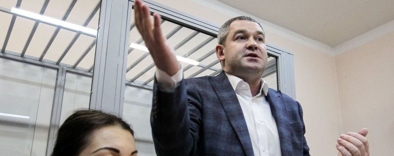 Суд снял браслет с экс-фискала Продана и вернул ему заграничный паспорт