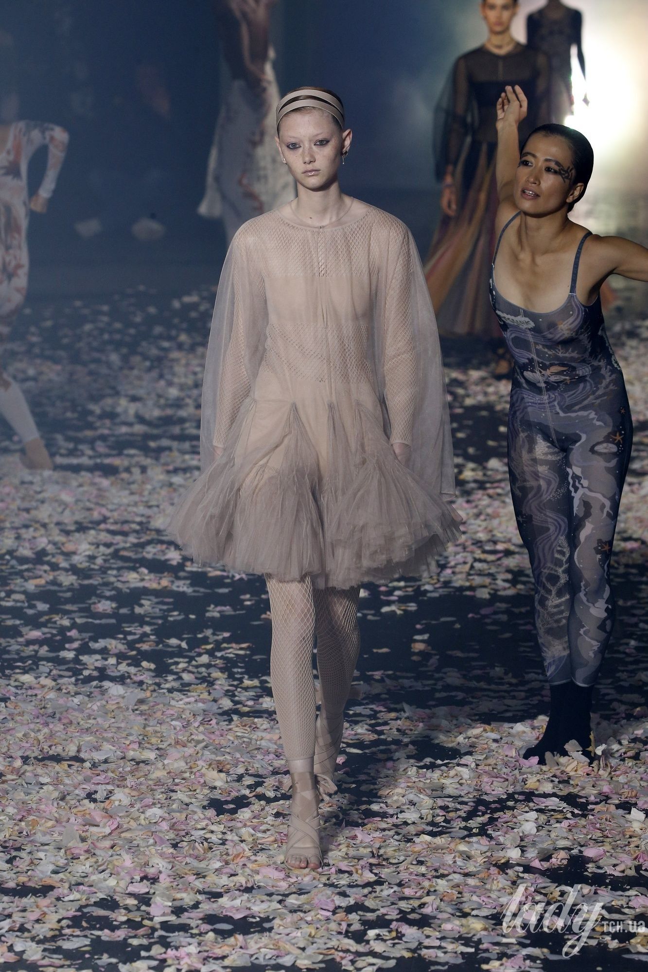 Коллекция Dior прет-а-порте сезона весна-лето 2019_42