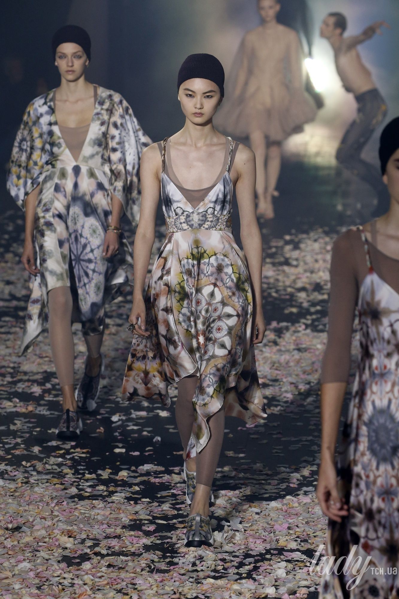 Коллекция Dior прет-а-порте сезона весна-лето 2019_40