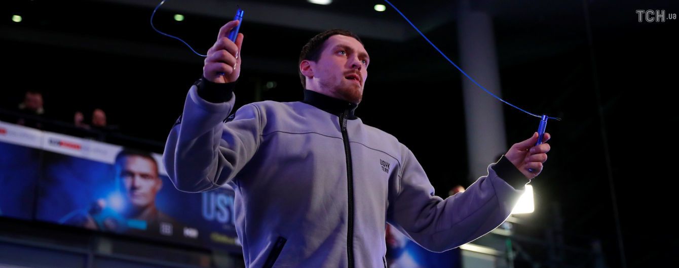 Усик побажав Стівенсону одужання після нокауту від Гвоздика