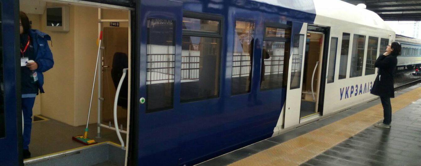 В Киеве второй раз сломался экспресс до аэропорта "Борисполь" - соцсети