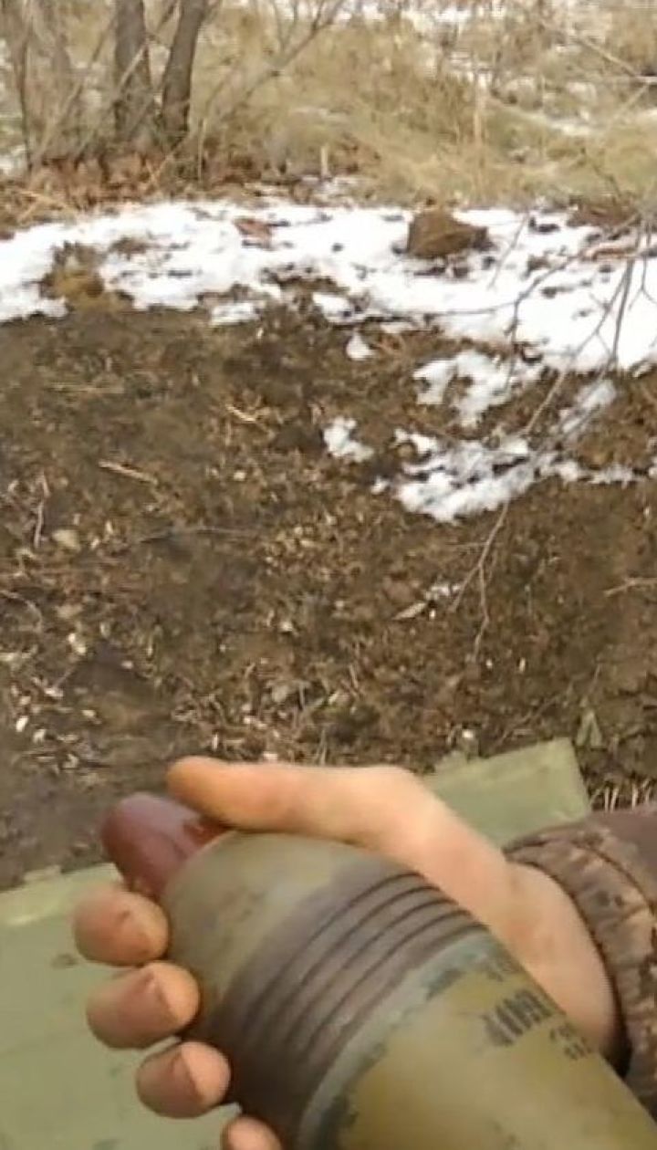 У районі Світлодарської дуги бойовики вели обстріли із забороненої зброї