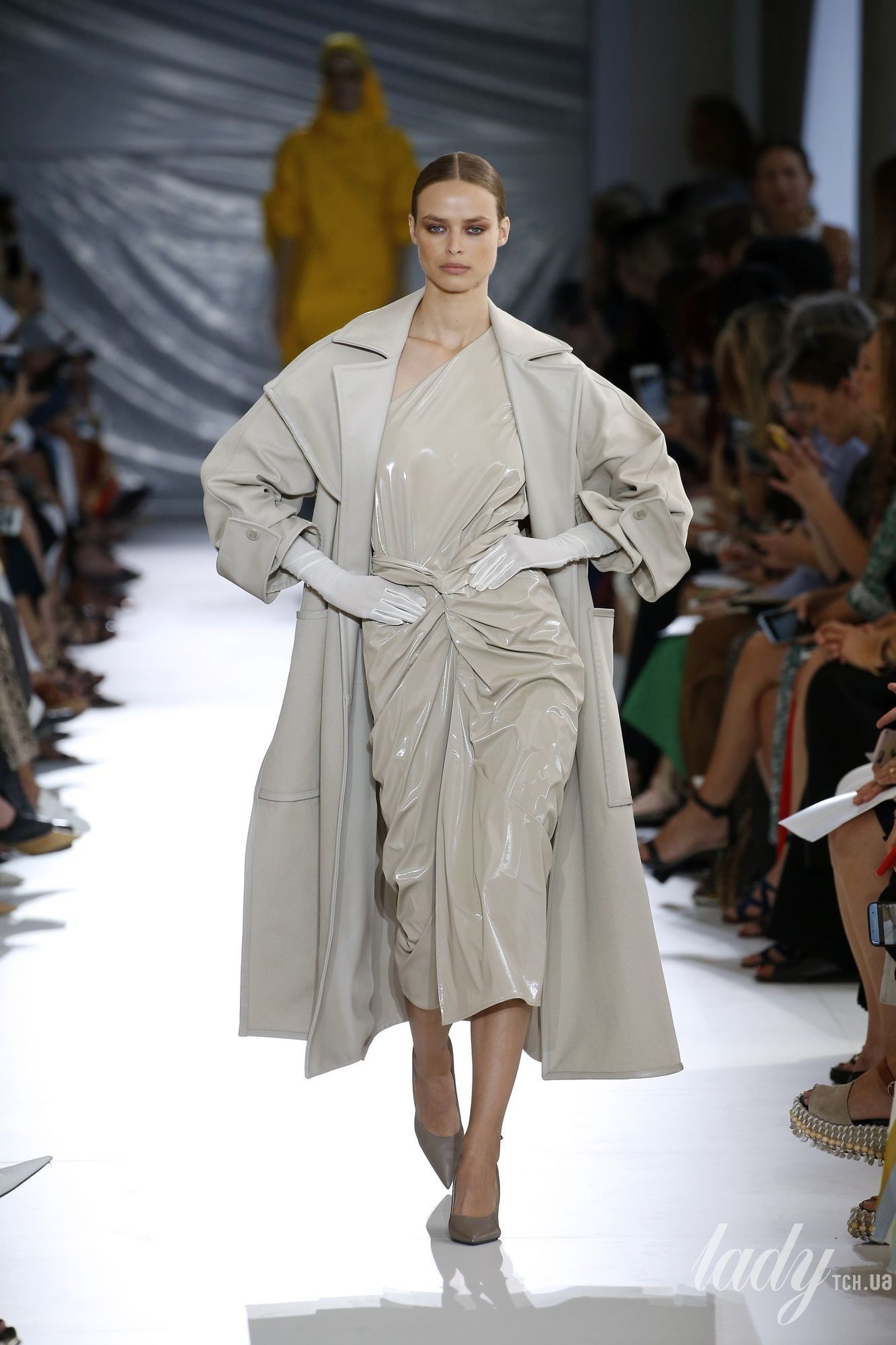 Коллекция Max Mara прет-а-порте сезона весна-лето 2019_12