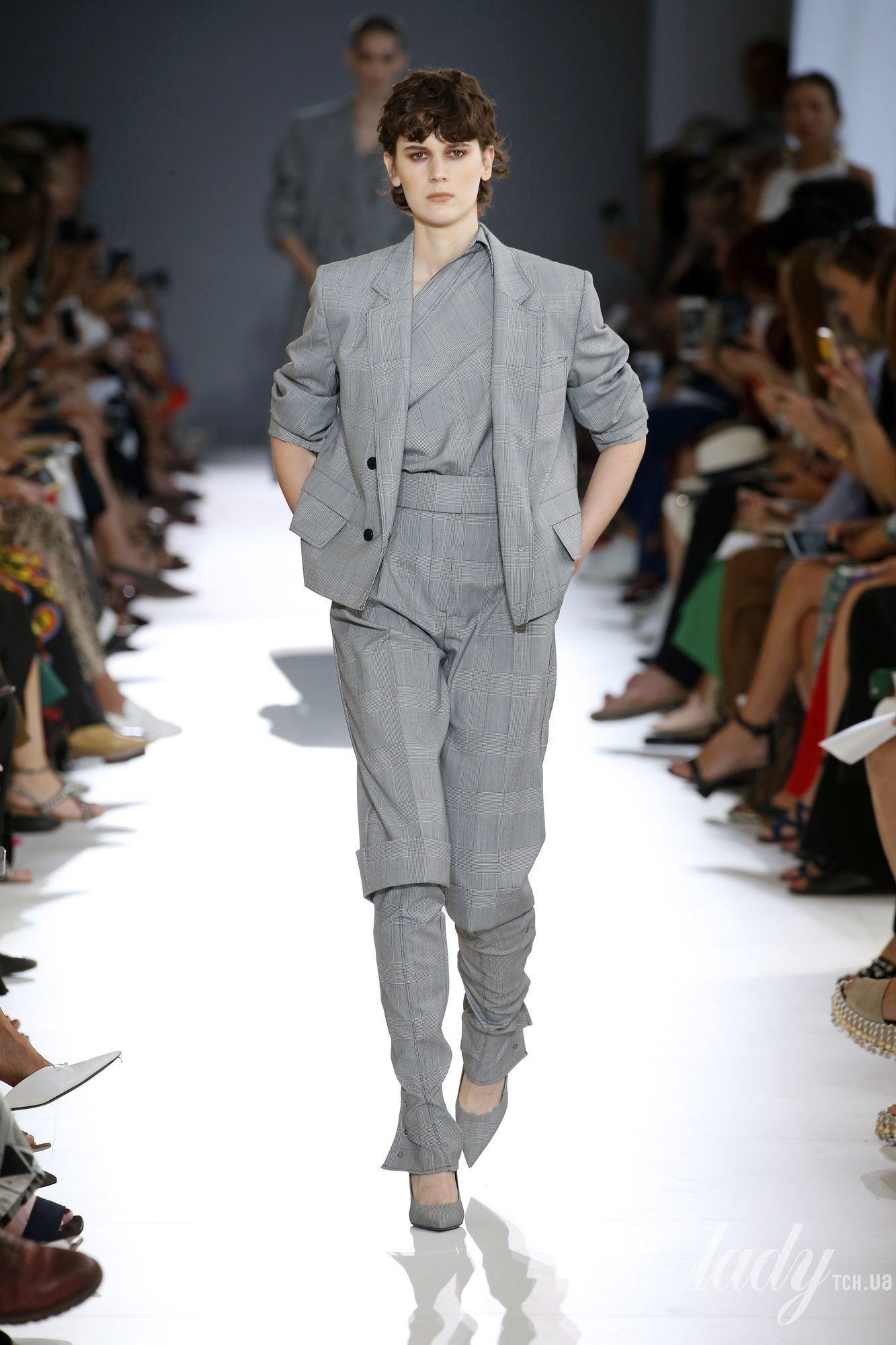 Коллекция Max Mara прет-а-порте сезона весна-лето 2019_31