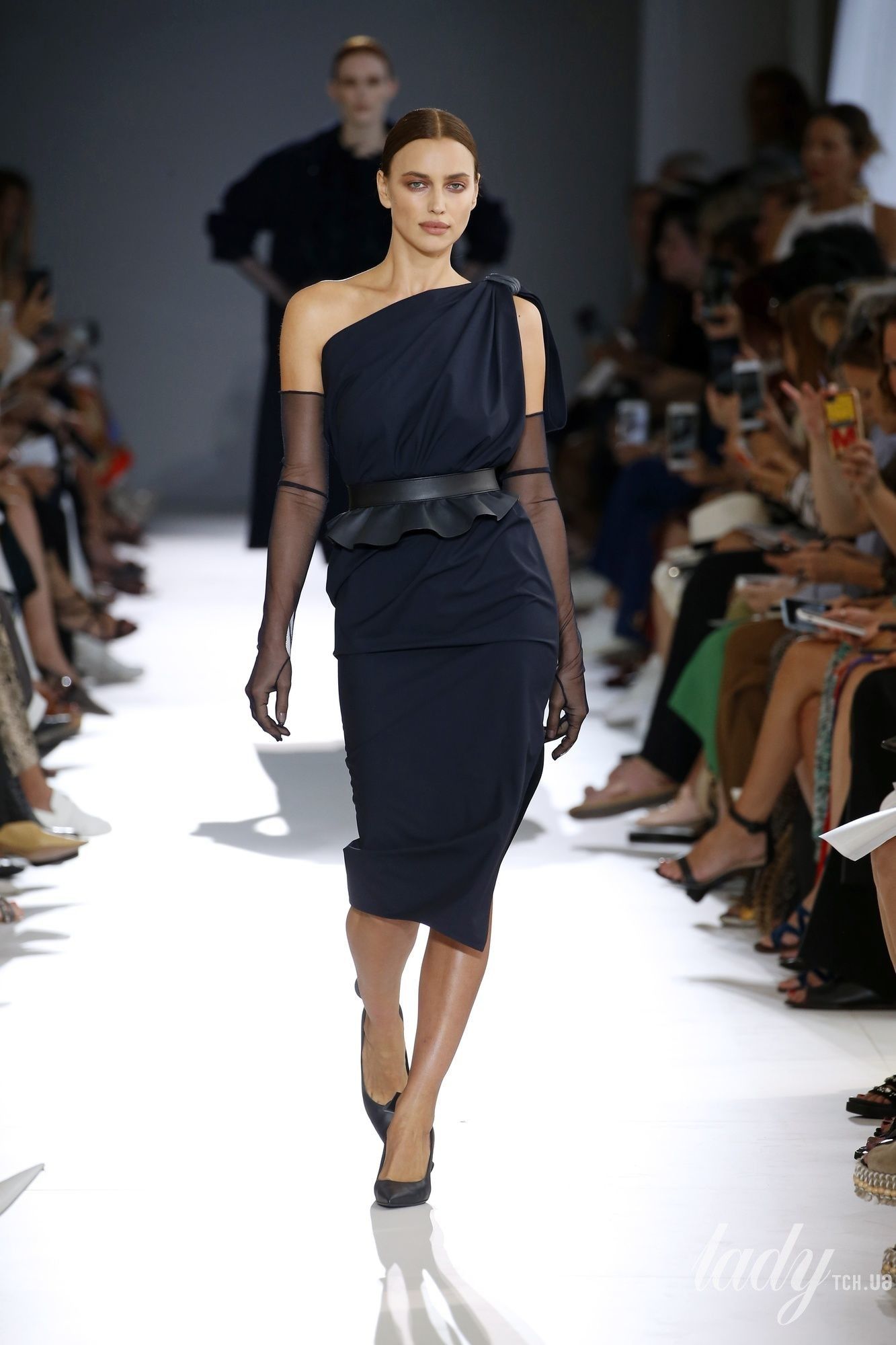 Коллекция Max Mara прет-а-порте сезона весна-лето 2019_37