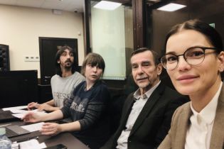 В РФ на похорон правозахисниці Алексєєвої не пустили її друга і колегу Пономарьова, арештованого за репост
