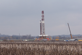 Газзбути Фірташа оштрафували за "накручені" суми в платіжках