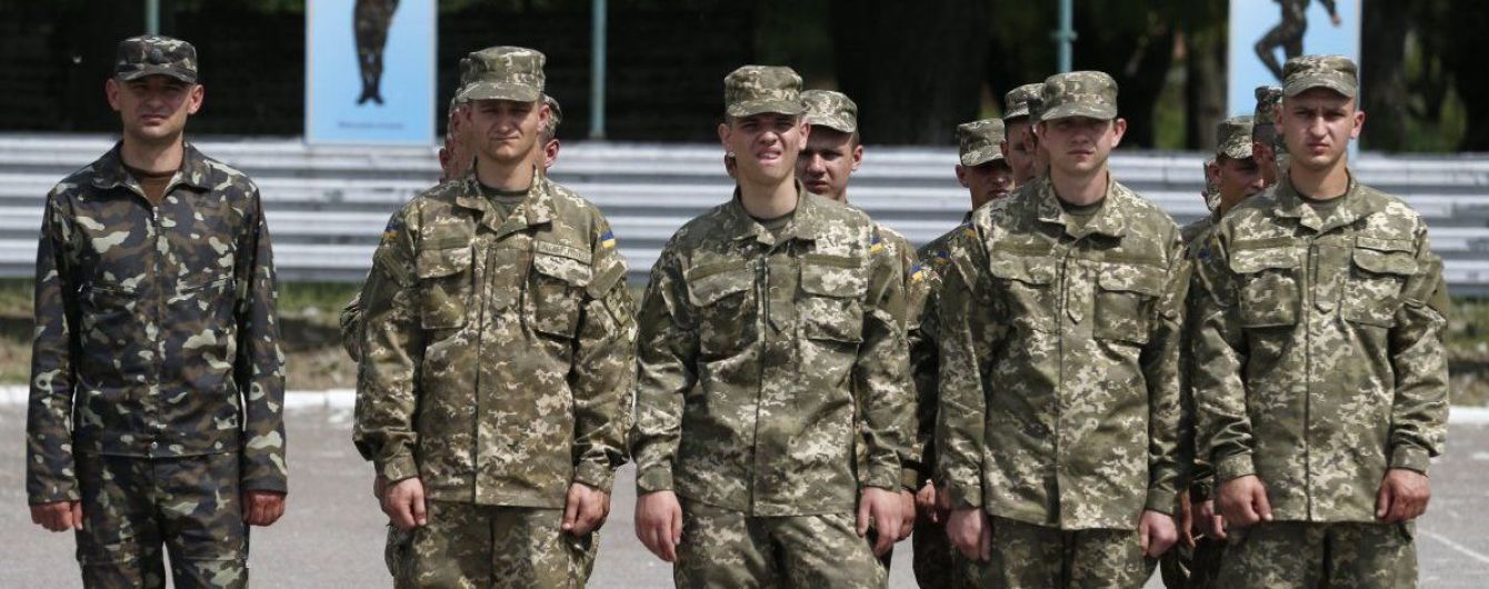 В военной части в Василькове отравились 12 бойцов