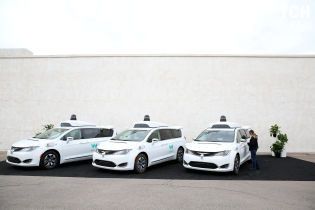Прорыв. Google запустил в работу беспилотные такси