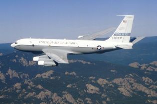США і союзники провели позаплановий політ над Україною через агресію РФ в Керчі