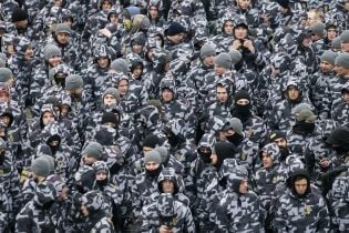 Нацкорпус прийшов під стіни Адміністрації Порошенка