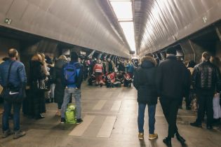 СМИ рассказали подробности смерти 9-летнего ребенка в киевском метро