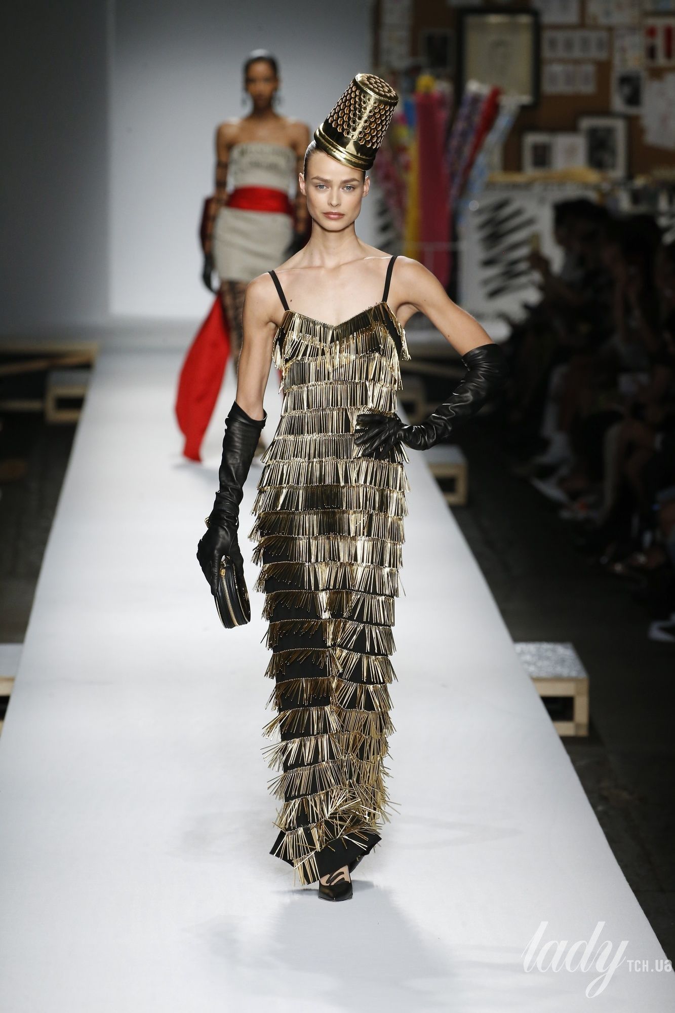 Коллекция Moschino прет-а-порте сезона весна-лето 2019_55