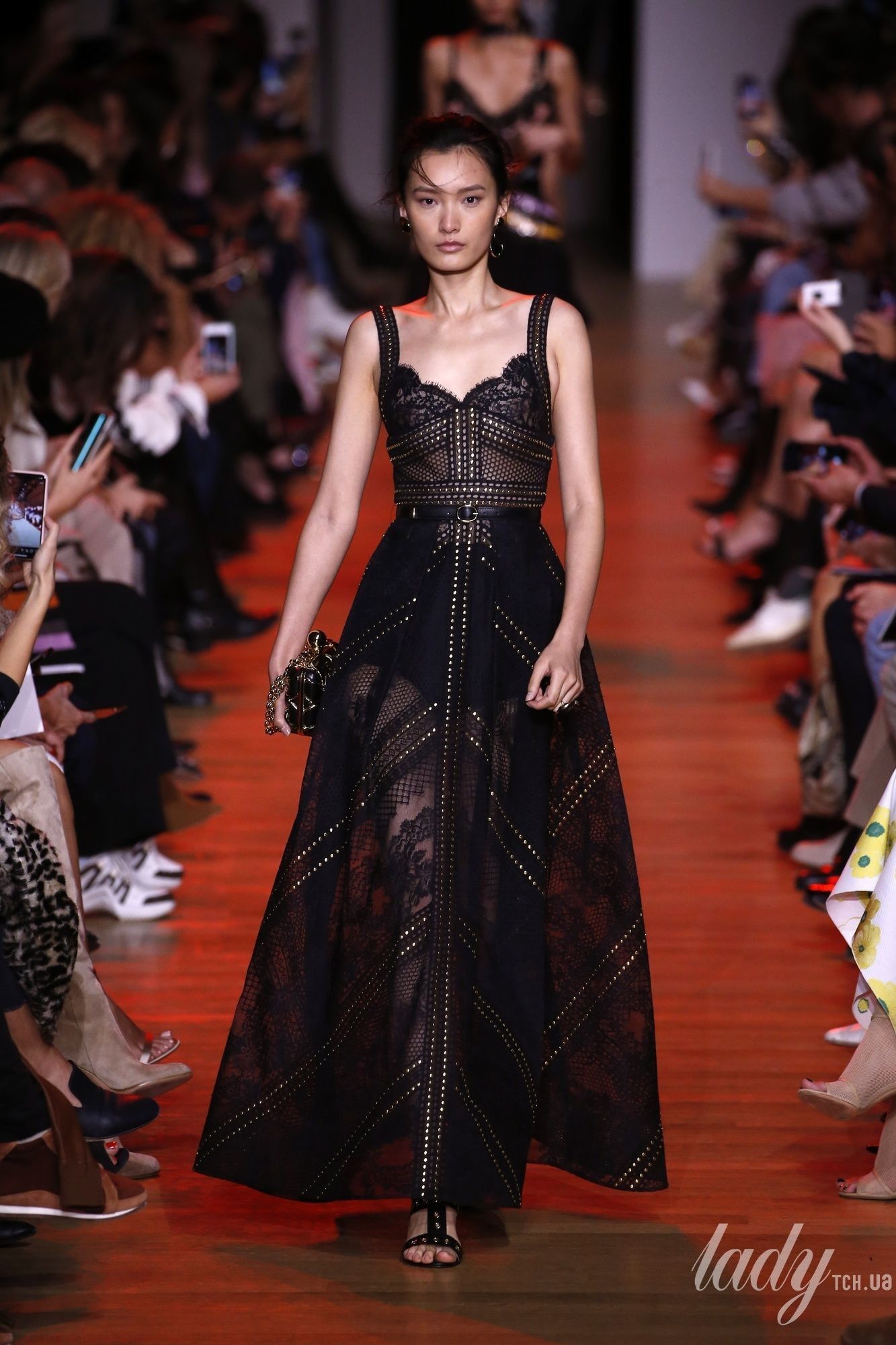 Коллекция Elie Saab прет-а-порте сезона весна-лето 2019_10