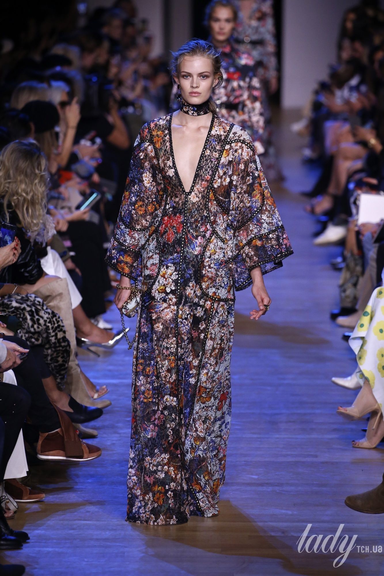 Коллекция Elie Saab прет-а-порте сезона весна-лето 2019_23