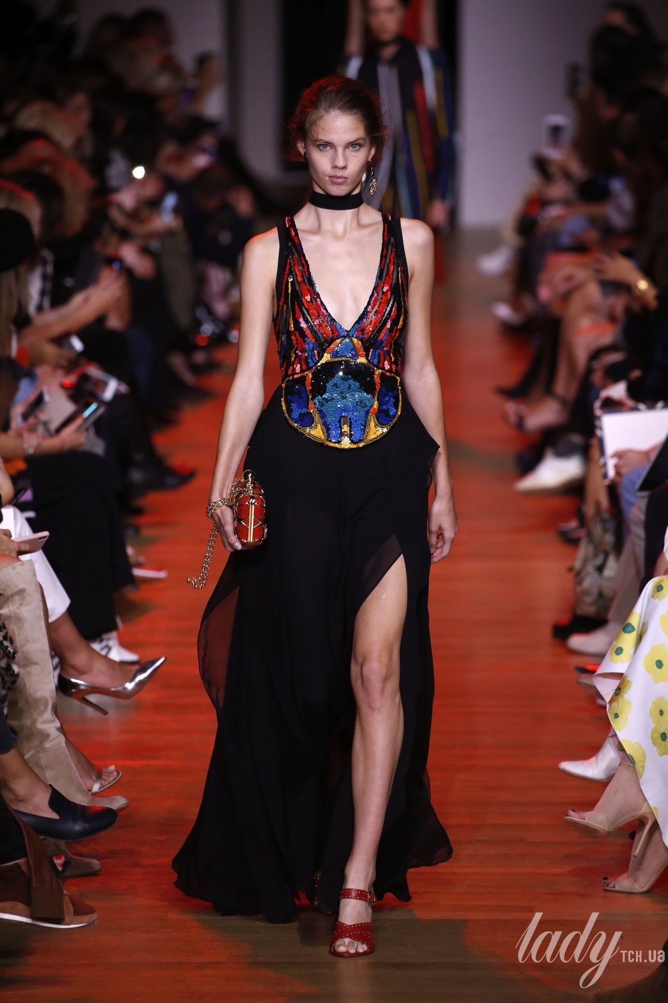 Коллекция Elie Saab прет-а-порте сезона весна-лето 2019_33