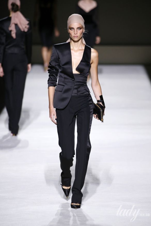 Коллекция Tom Ford прет-а-порте сезона весна-лето 2019_28