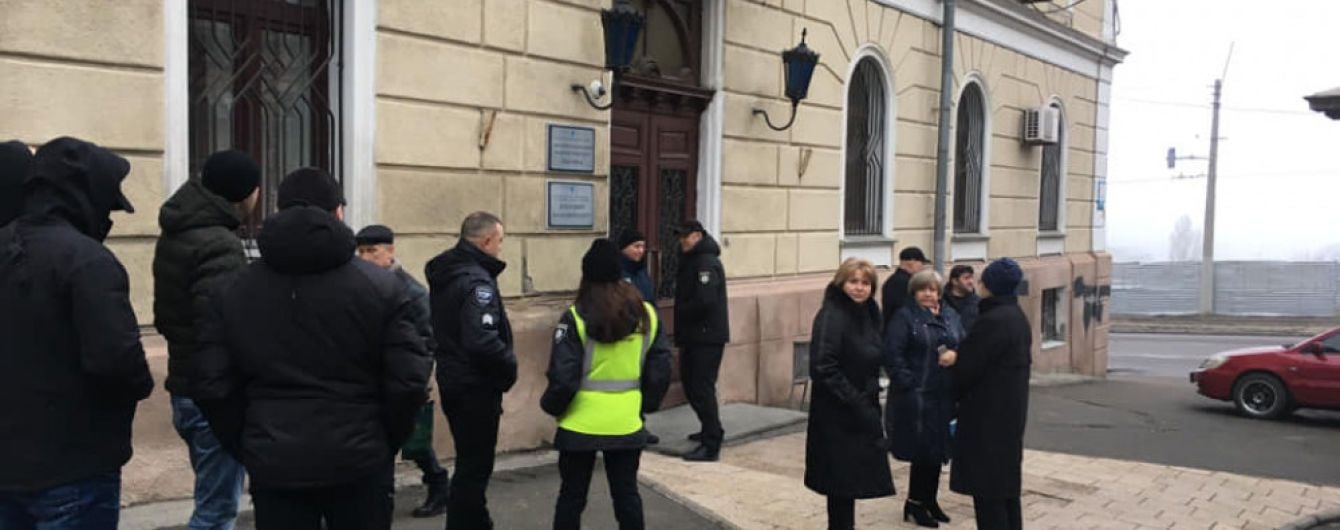 В полиции опровергли захват Одесского медуниверситета